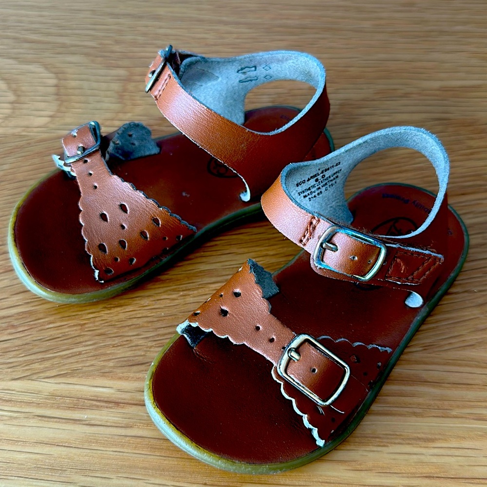 Footmates toddler sandals